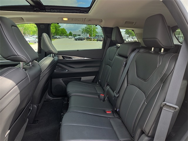2024 INFINITI QX60 LUXE FWD