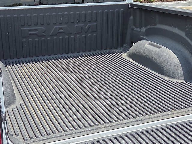 2022 Ram 1500 Laramie 4WD 5ft7 Box