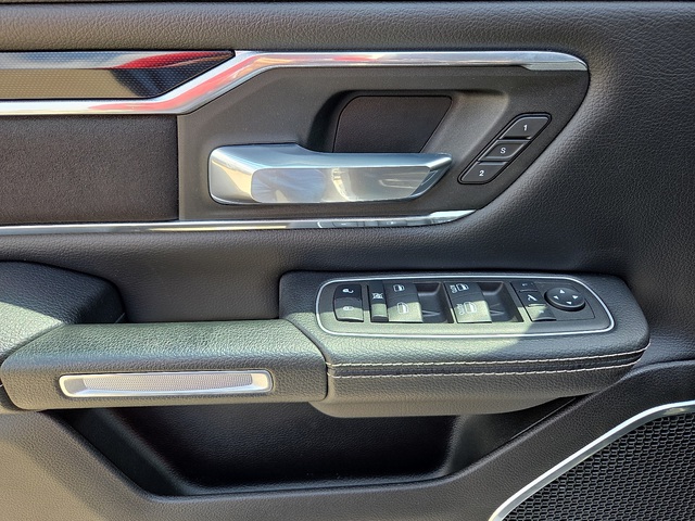 2022 Ram 1500 Laramie 4WD 5ft7 Box