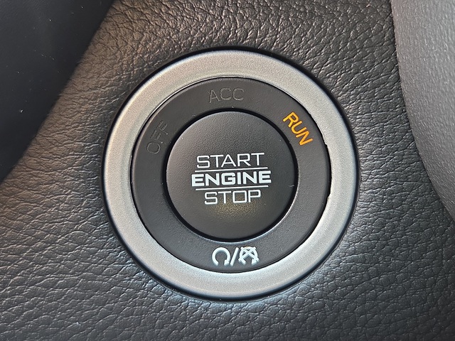 2022 Ram 1500 Laramie 4WD 5ft7 Box