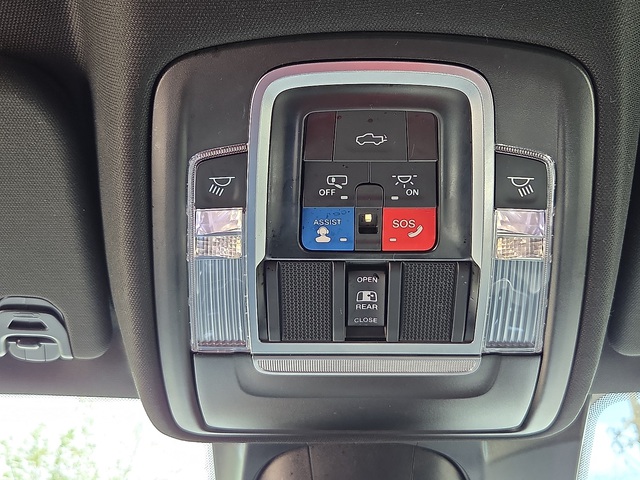 2022 Ram 1500 Laramie 4WD 5ft7 Box