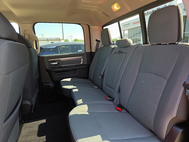 2023 Ram 1500 Classic SLT 4WD 5ft7 Box