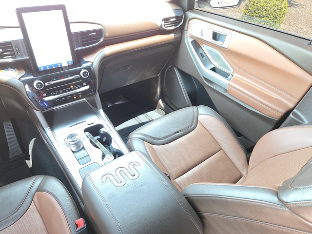 2021 Ford Explorer King Ranch RWD