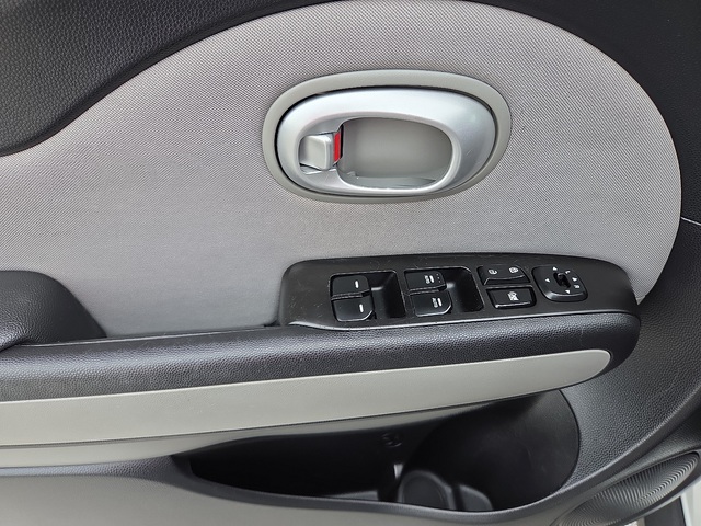2014 Kia Soul Base