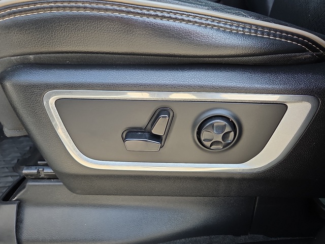 2019 Ram 1500 Laramie 4WD 5ft7 Box