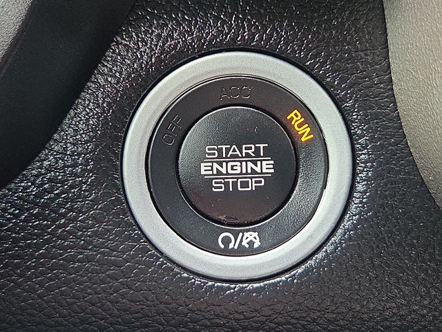 2019 Ram 1500 Laramie 4WD 5ft7 Box