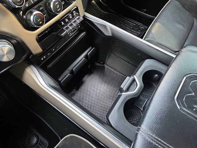 2019 Ram 1500 Laramie 4WD 5ft7 Box