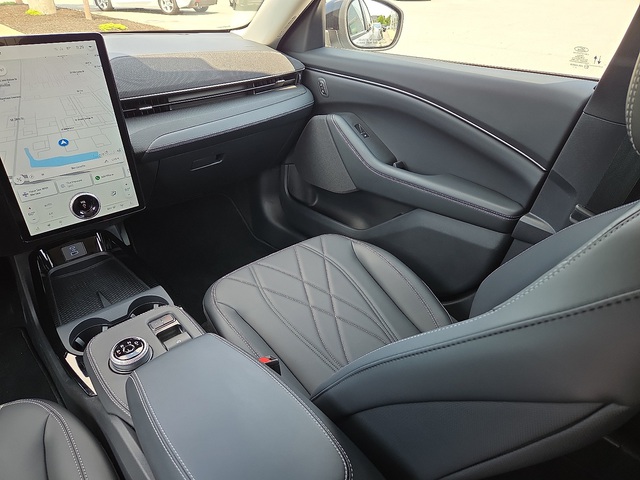 2024 Ford Mustang Select RWD Mach-E