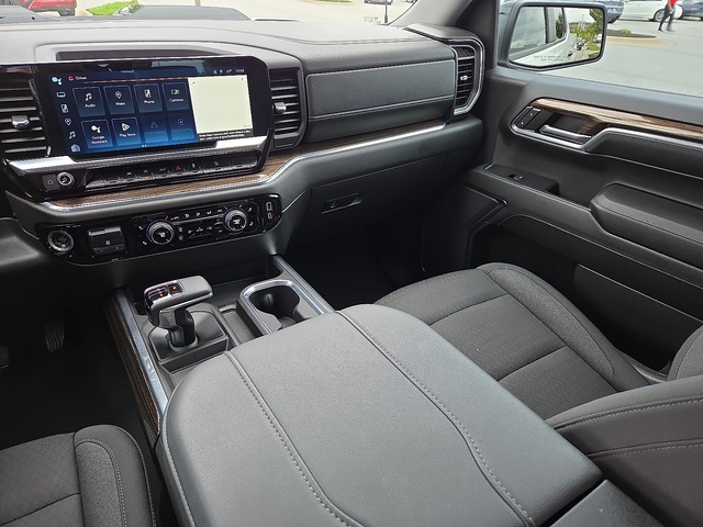 2024 Chevrolet Silverado 1500 LT Trail Boss 4WD 147WB