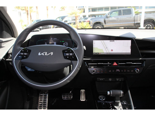 2024 Kia Niro EX Touring FWD