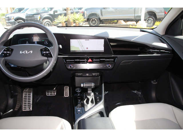 2024 Kia Niro EX Touring FWD