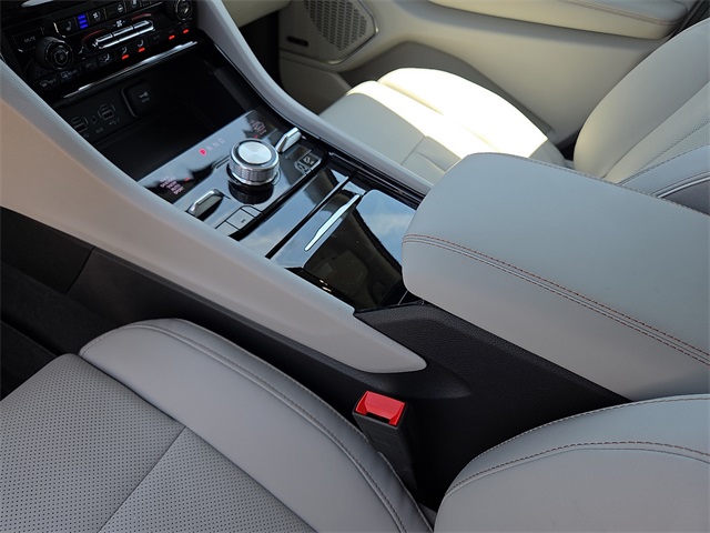 2023 Jeep Grand Cherokee Overland 4WD