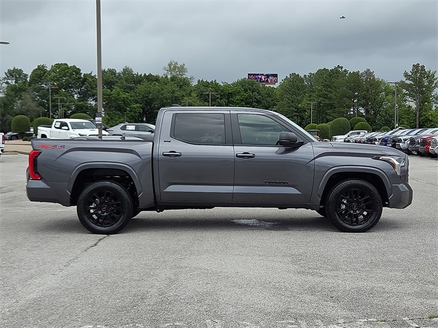 2024 Toyota Tundra SR5 4WD 5.5ft Bed