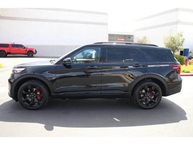 2023 Ford Explorer ST 4WD