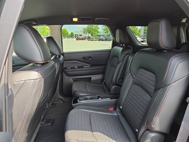 2023 Nissan Pathfinder Rock Creek 4WD