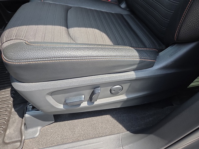 2023 Nissan Pathfinder Rock Creek 4WD
