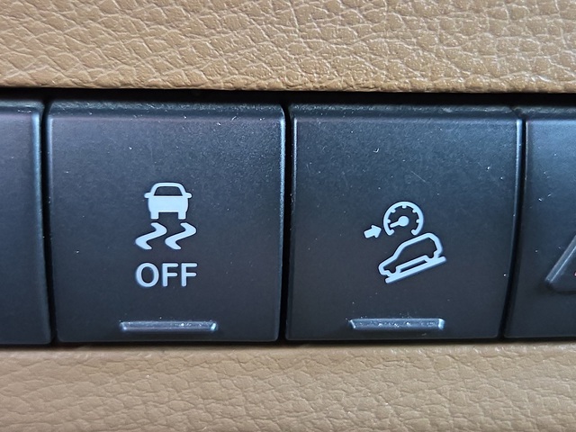 2013 Jeep Wrangler Sahara 4WD