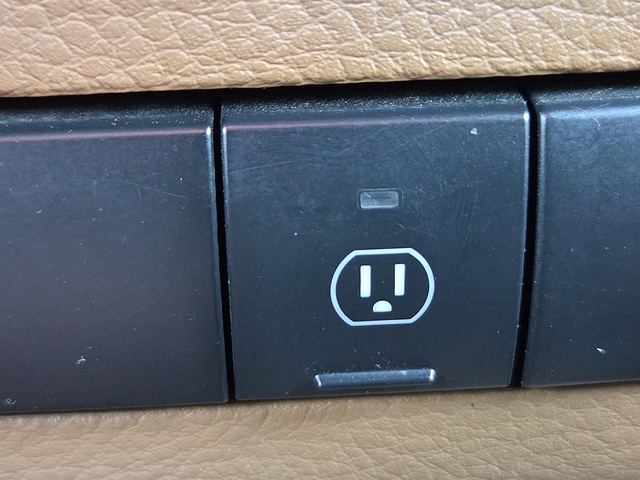 2013 Jeep Wrangler Sahara 4WD