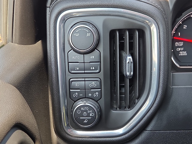 2019 Chevrolet Silverado 1500 RST 4WD 147WB
