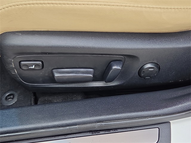 2016 Toyota Avalon Limited