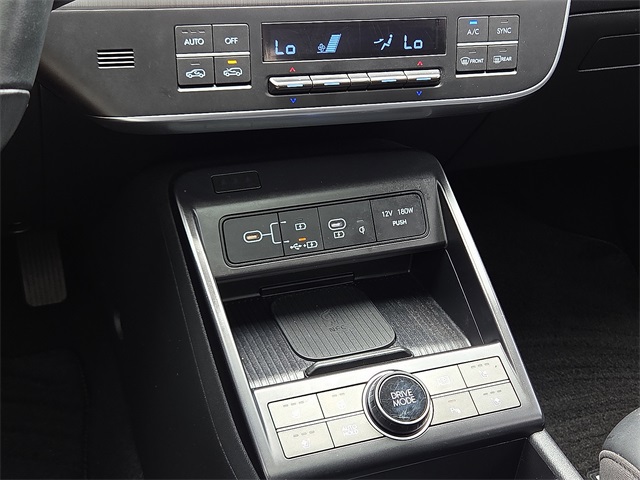 2024 Hyundai Kona Limited FWD