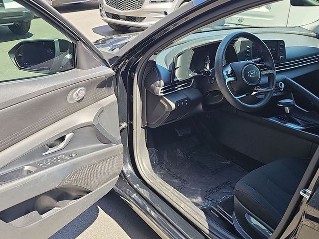 2022 Hyundai Elantra Hybrid Blue