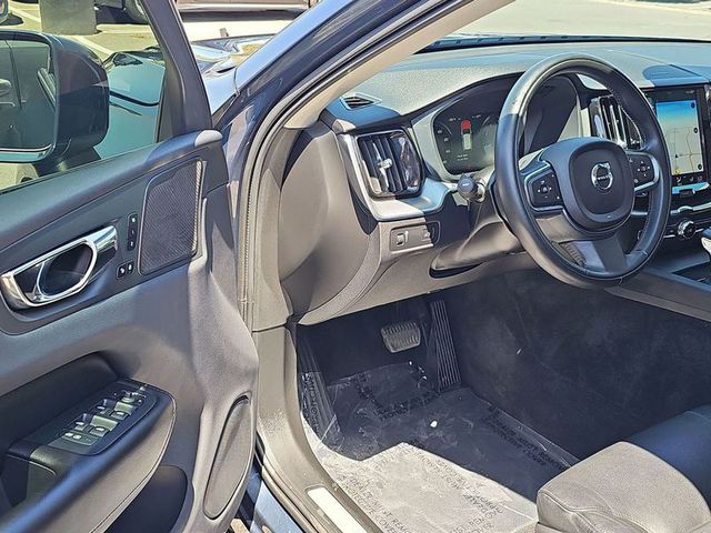 2019 Volvo XC60 T5 Momentum AWD