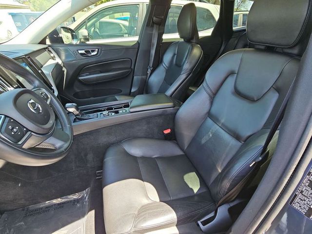 2019 Volvo XC60 T5 Momentum AWD