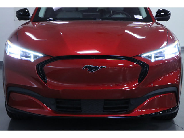 2022 Ford Mustang Mach-E Premium RWD