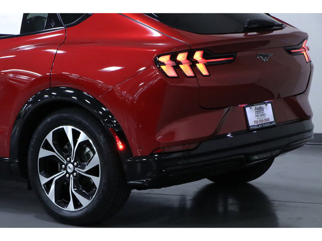 2022 Ford Mustang Mach-E Premium RWD