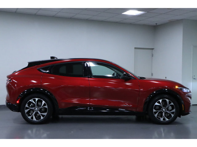 2022 Ford Mustang Mach-E Premium RWD