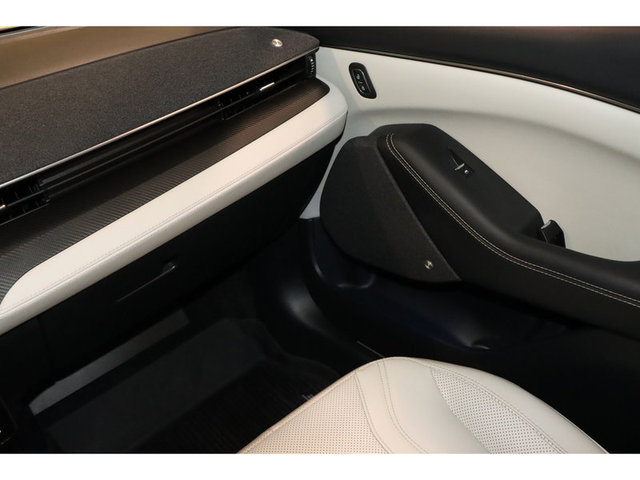 2022 Ford Mustang Mach-E Premium RWD