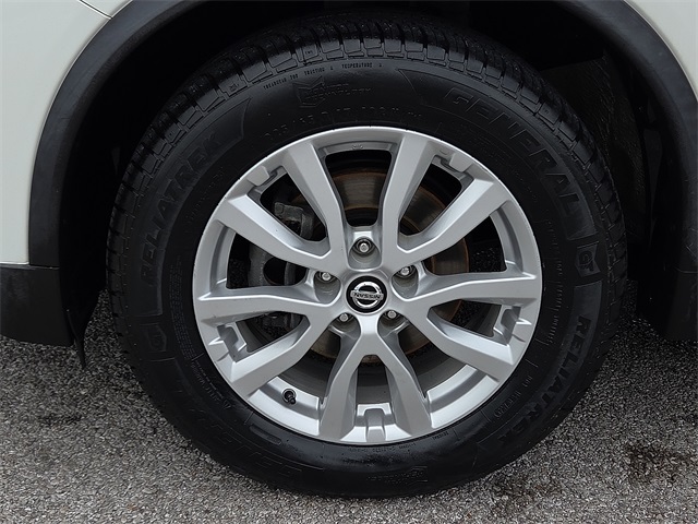 2019 Nissan Rogue SV FWD