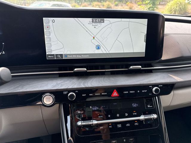 2024 Kia Carnival SX