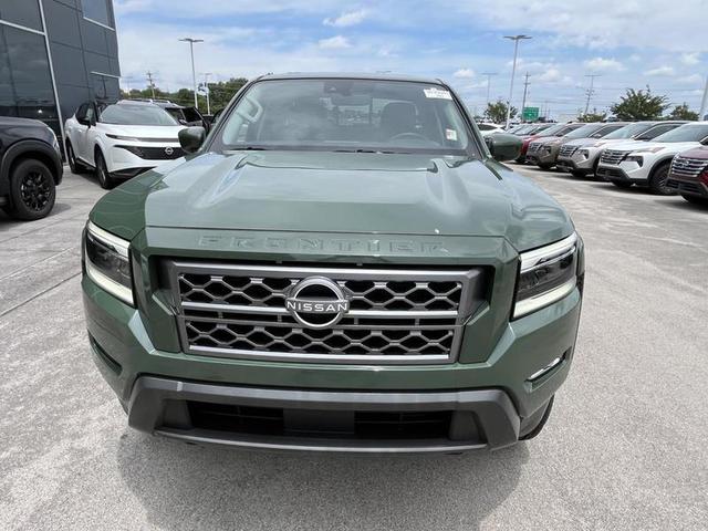 2024 Nissan Frontier SL 4WD