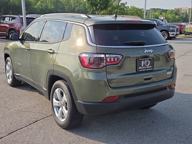 2021 Jeep Compass Latitude FWD