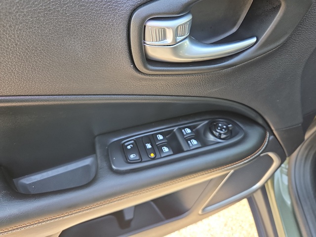 2021 Jeep Compass Latitude FWD