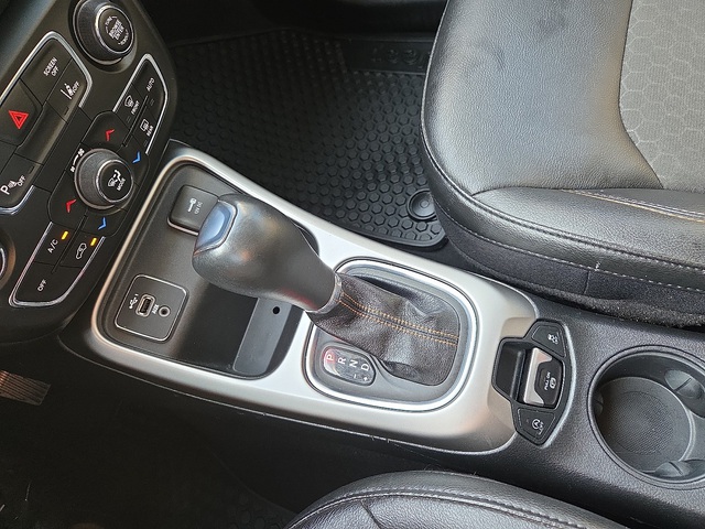 2021 Jeep Compass Latitude FWD
