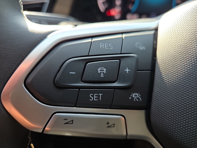 2024 Volkswagen Atlas 2.0T SE w/Tech 4MOTION