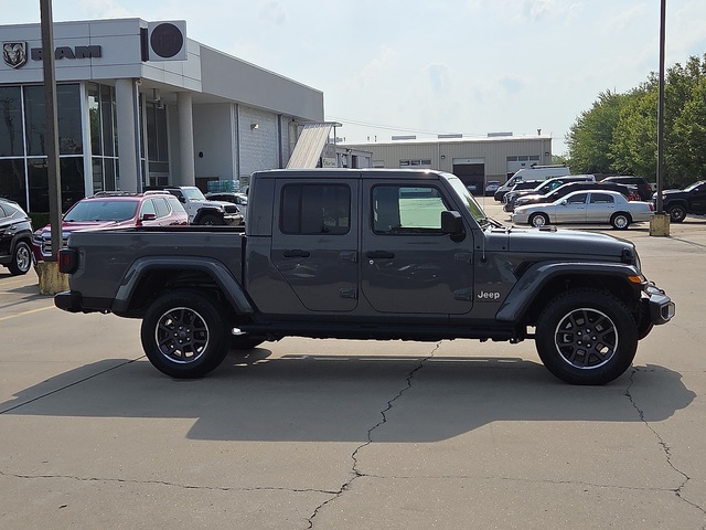 2023 Jeep Gladiator Overland 4WD