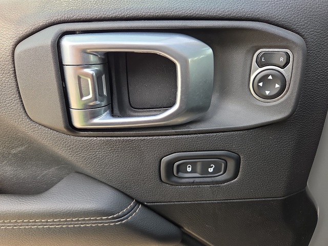 2023 Jeep Gladiator Overland 4WD