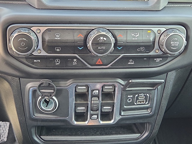 2023 Jeep Gladiator Overland 4WD