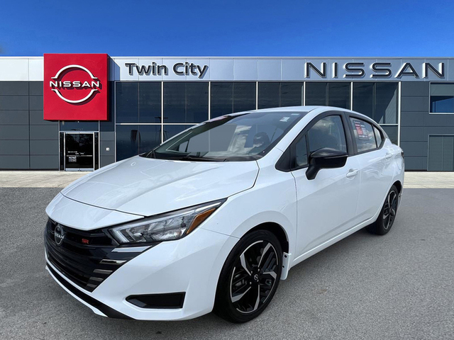 2024 Nissan Versa SR