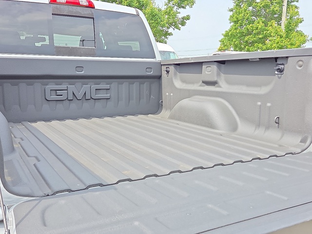 2018 GMC Sierra 1500 SLT 4WD 143WB