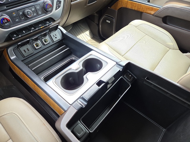 2018 GMC Sierra 1500 SLT 4WD 143WB