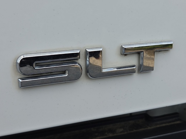 2018 GMC Sierra 1500 SLT 4WD 143WB
