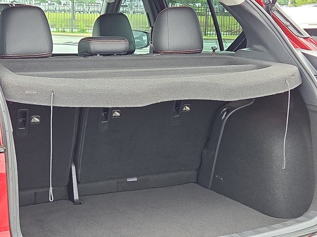 2018 Nissan Kicks SR FWD