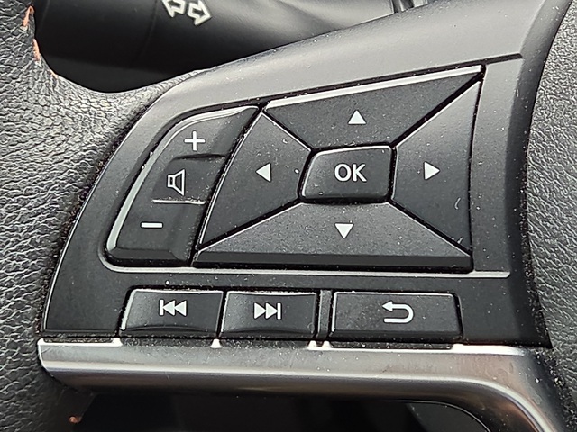 2018 Nissan Kicks SR FWD