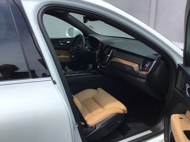 2021 Volvo XC60 T5 FWD Inscription