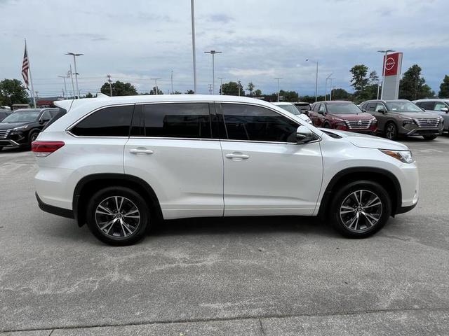 2017 Toyota Highlander LE AWD
